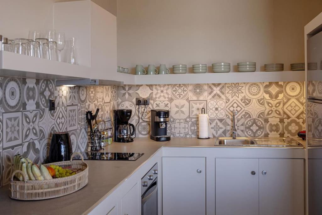 Pearl Suites And Villa Tinos Екстер'єр фото