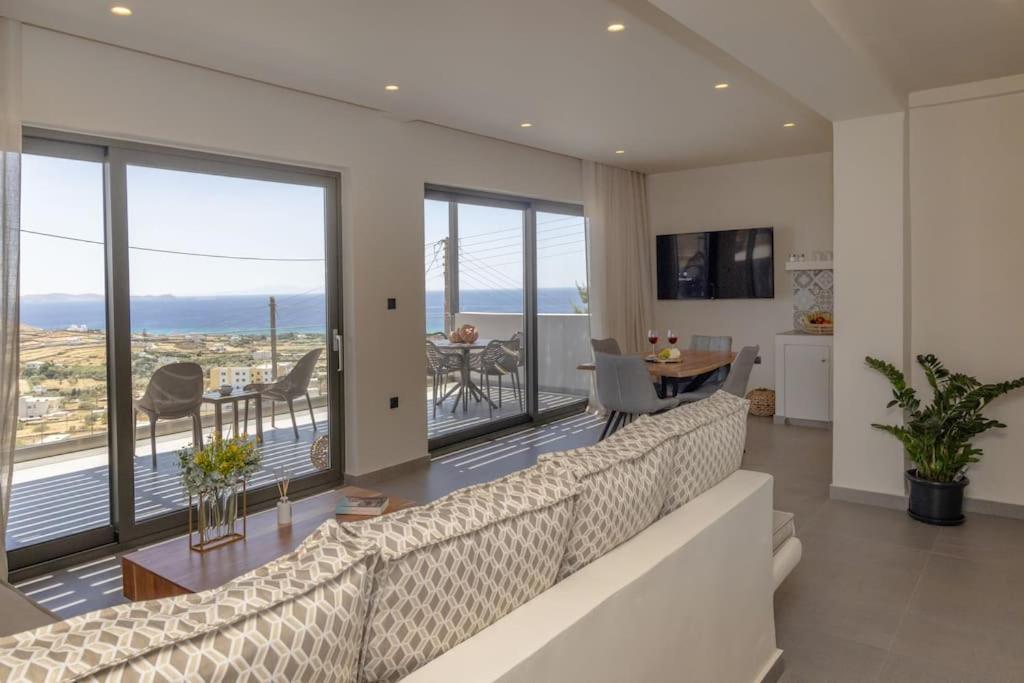 Pearl Suites And Villa Tinos Екстер'єр фото