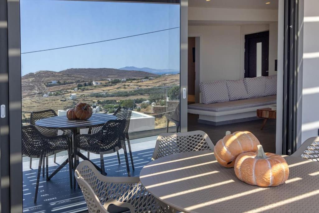 Pearl Suites And Villa Tinos Екстер'єр фото