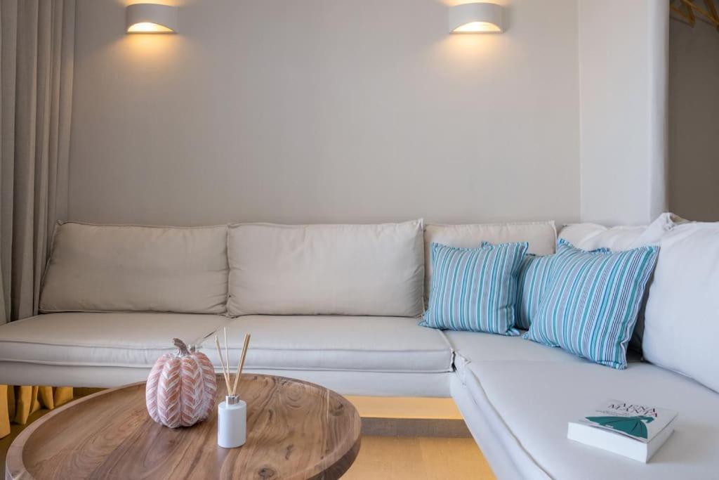 Pearl Suites And Villa Tinos Екстер'єр фото